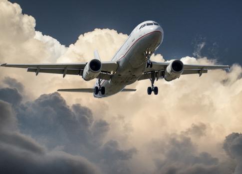 Из-за ситуации на Украине приостановлена работа 12 аэропортов России