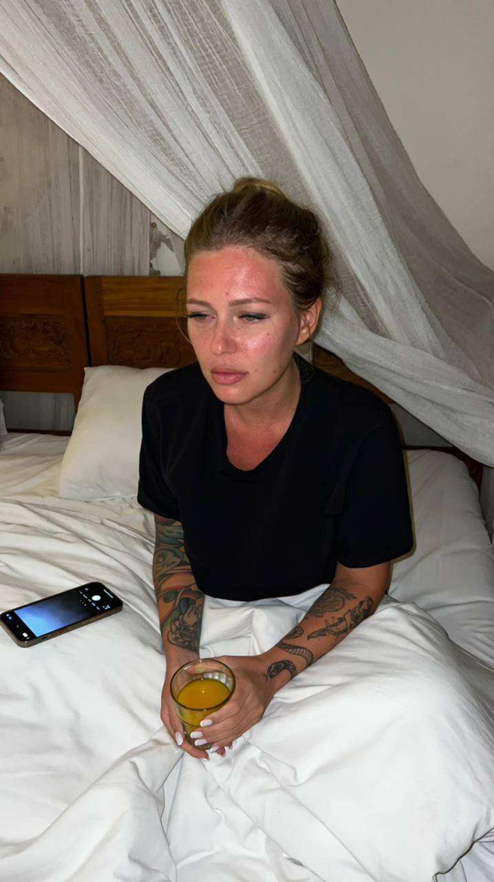 Певица показала себя во время болезни