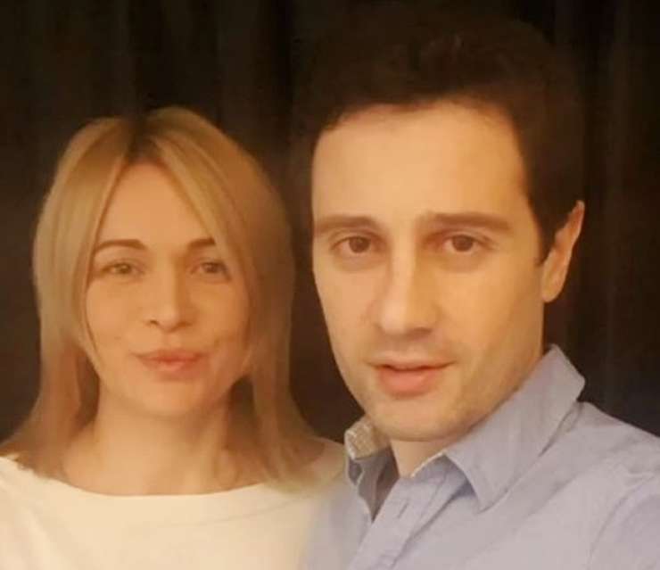 Антон Макарский с женой