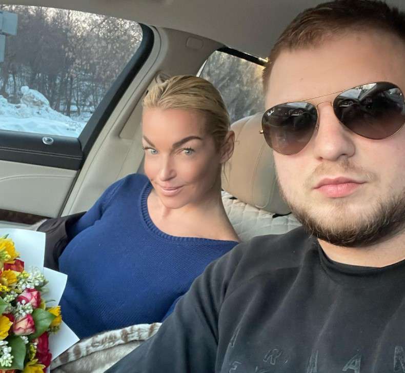 Анастасия Волочкова с новым молодым возлюбленным