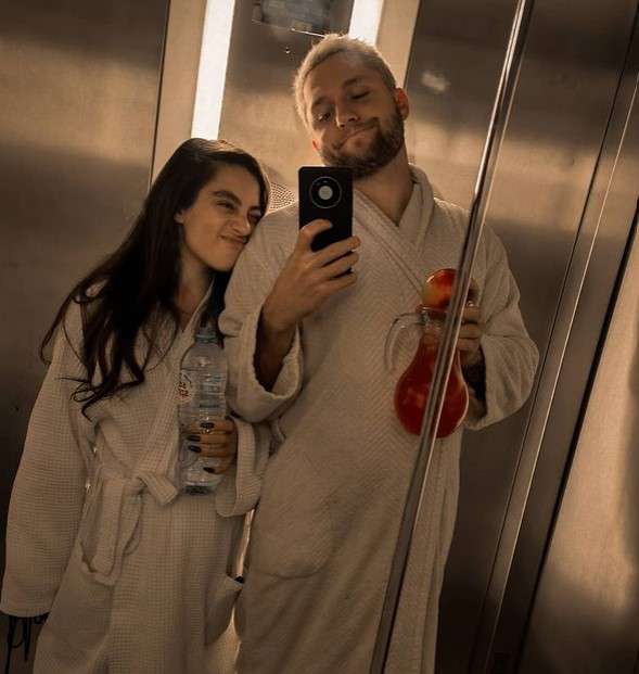 Влад Соколовский с избранницей Ангелиной