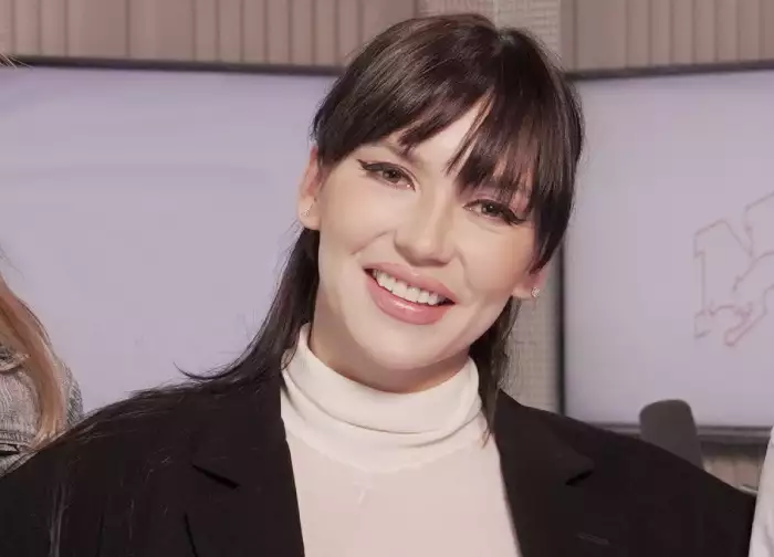 Ольга Серябкинамен жыныстық қатынас Ольга Серябкинамен жыныстық қатынас