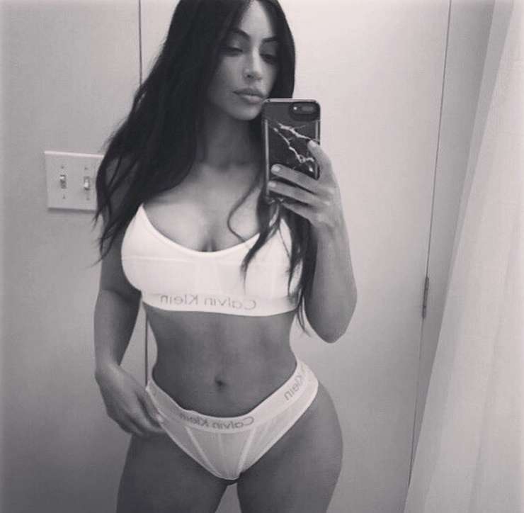 Ким Кардашьян