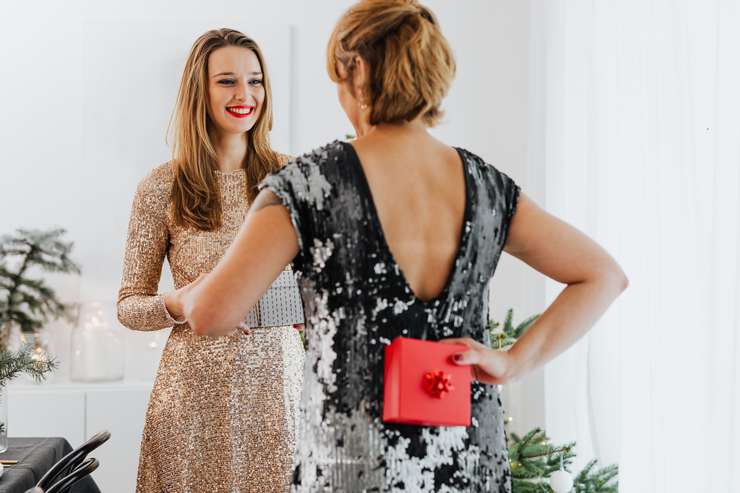 небольшие подарки и долгие новогодние праздники удивляют большинство иностранцев