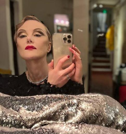 Литвинова рассказала о своей новой работе в Париже