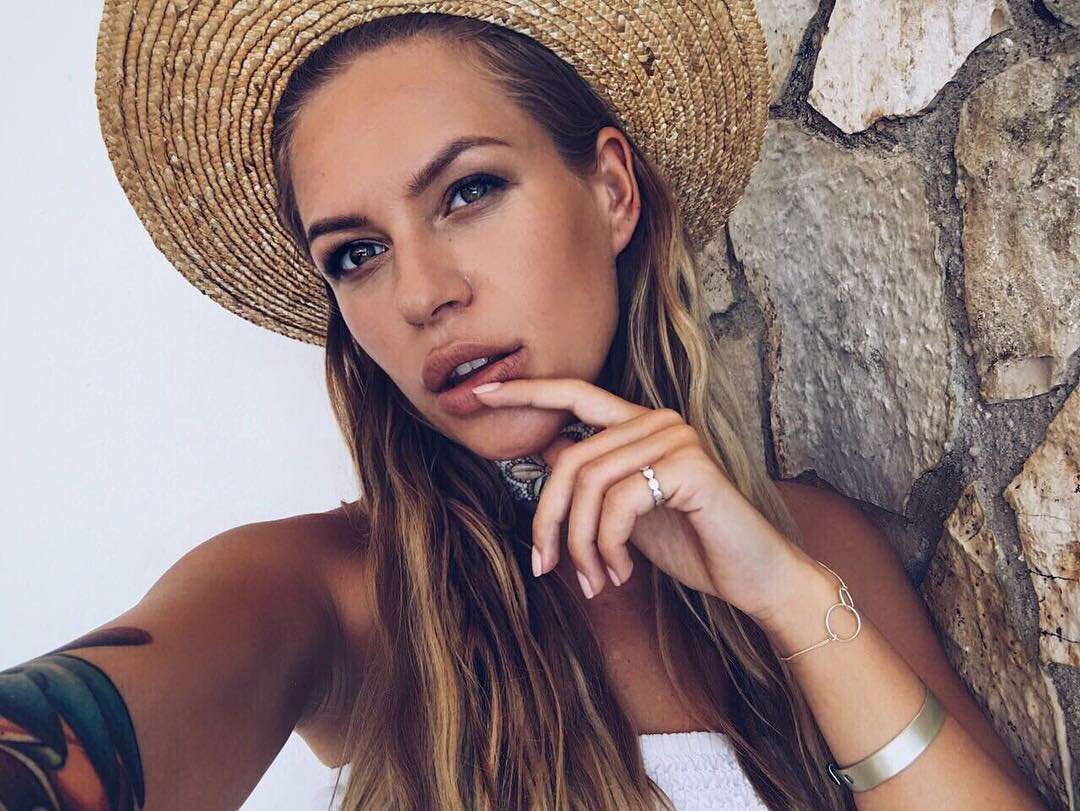 Рита Дакота