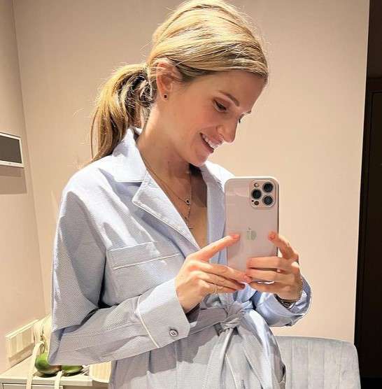 Женя Малахова