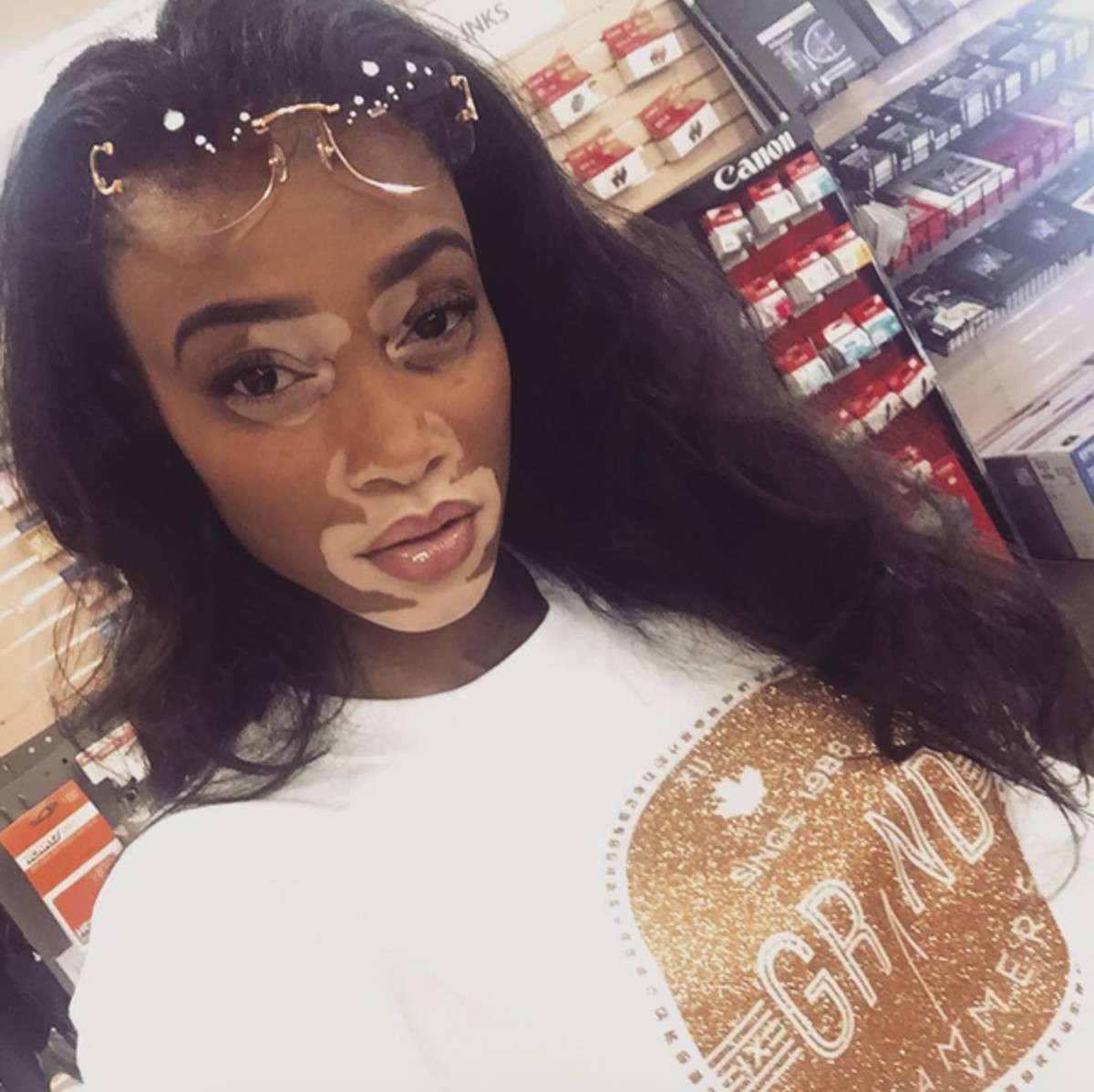 Винни Харлоу