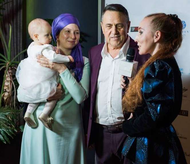 Ренат Ибрагимов с семьей Ренат Ибрагимов с семьей