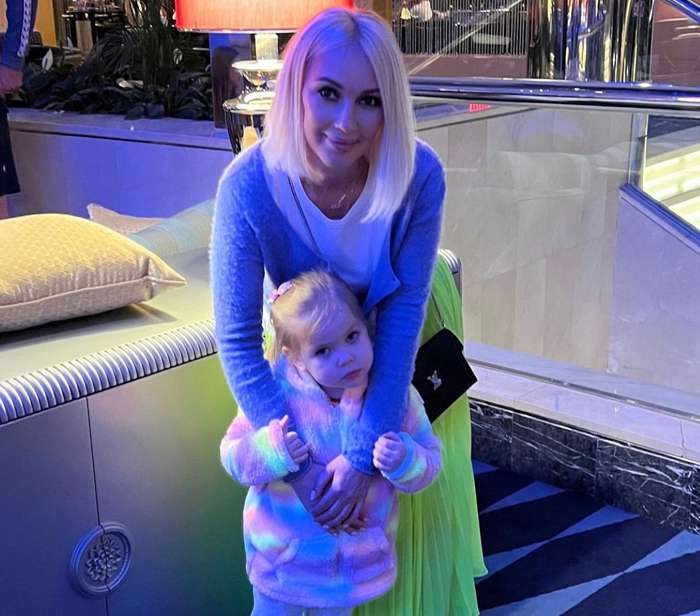 Лера Кудрявцева с дочкой Машей