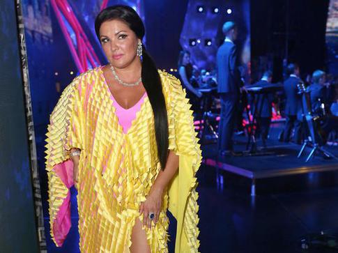 В Париже публика проводила овациями Анну Нетребко