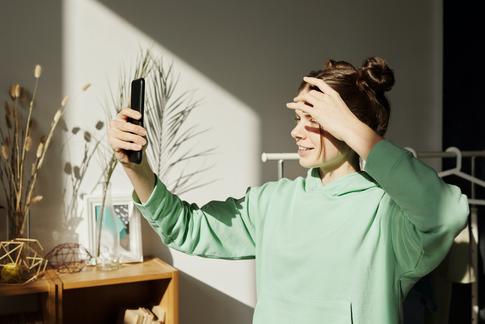 Мемных дел мастер: какую работу в соцсетях может найти подросток