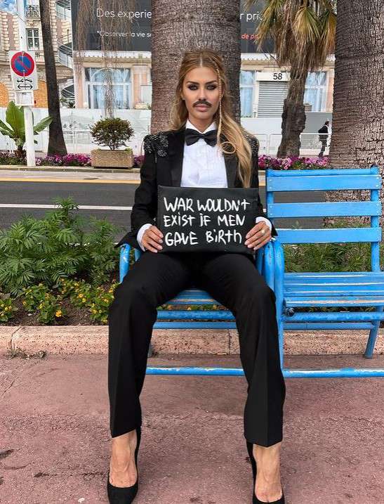 Секьюрити попросили удалиться звезду с мероприятия