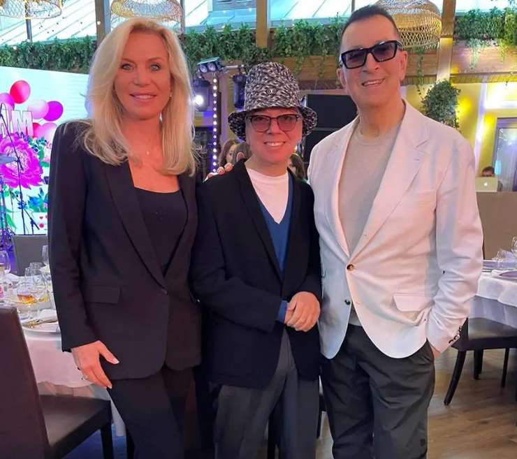 Марина показала тяжелобольного мужа Марина показала тяжелобольного мужа