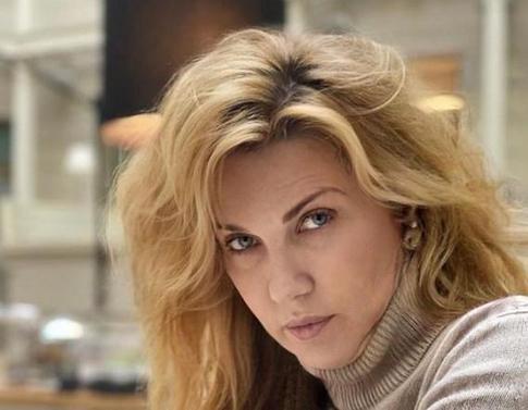 Лариса Бравицкая резко высказалась в адрес уехавших из России звезд: «Готовы мыть полы и унитазы»