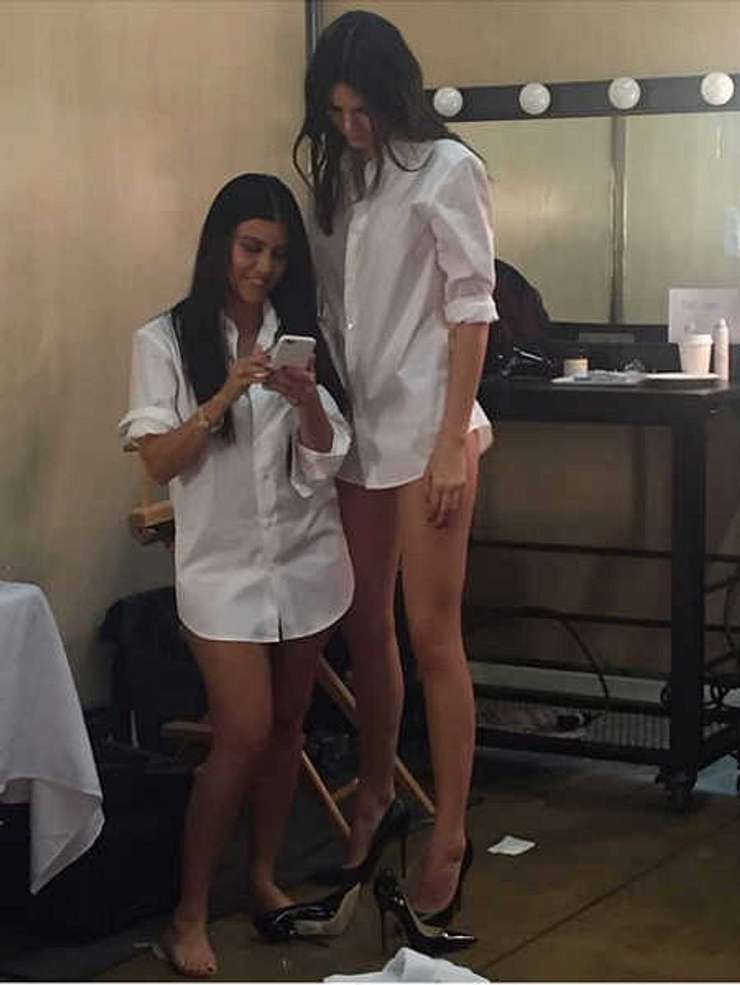 Сестры Кардашьян