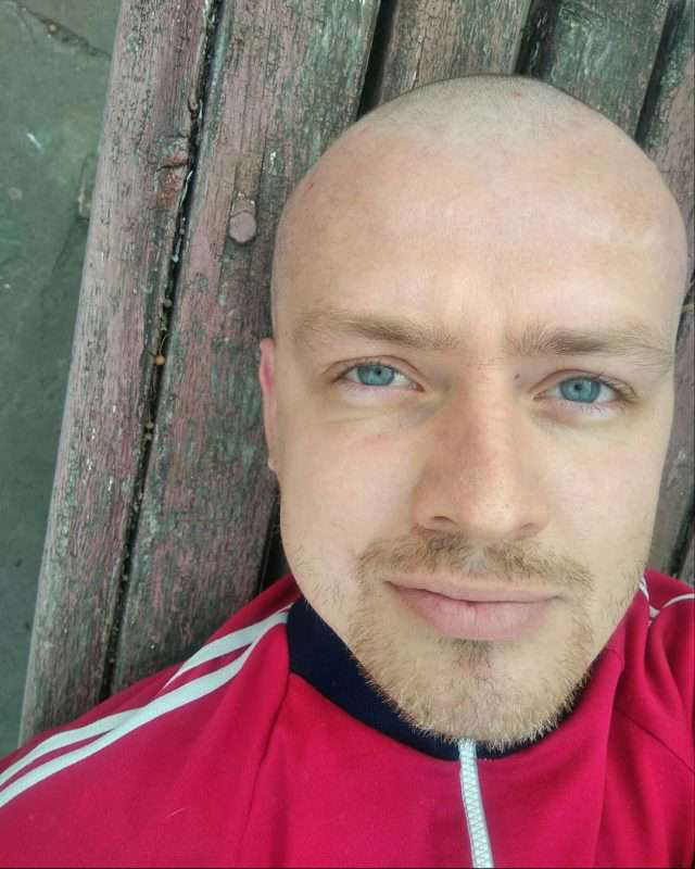 Май Абрикосов