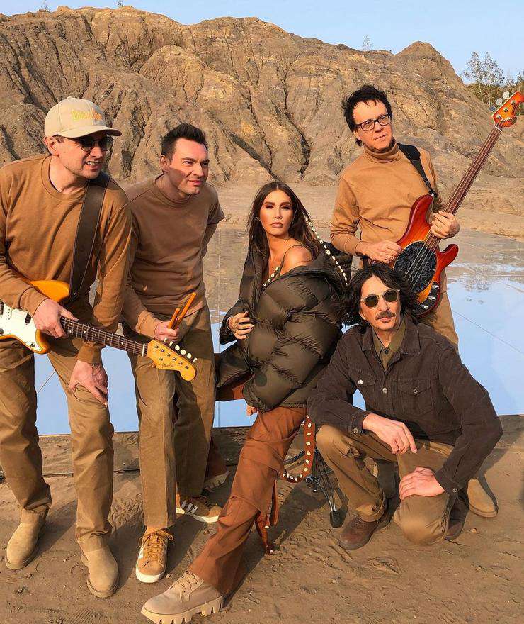 Кети Топурия с колективом A`Studio