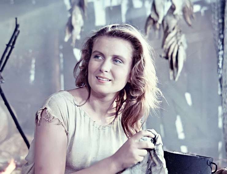 Изольда Извицкая