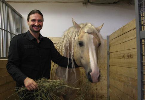 Эдгард Запашный: «Мы настолько любим друг друга, что не устаем»