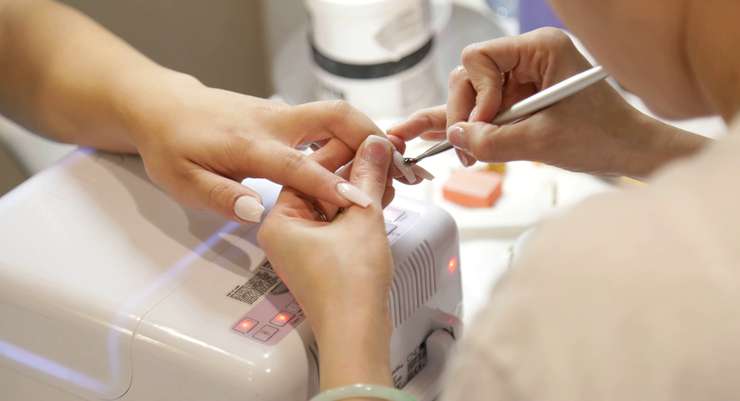 тщательно выбирайте салон и мастера