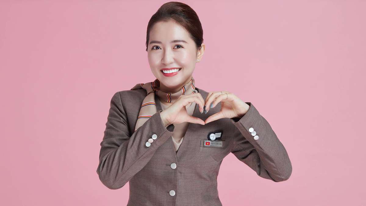 им приходится оставаться вежливыми