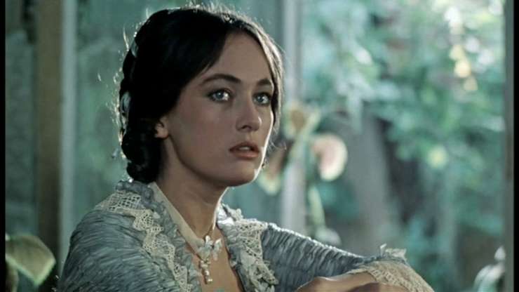 Лариса Гузеева