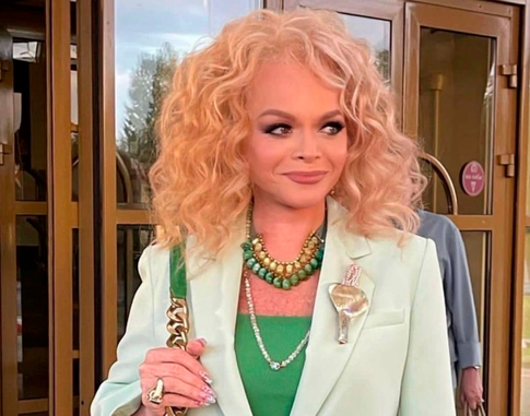 «Это провал»: три модные ошибки молодящейся Ларисы Долиной