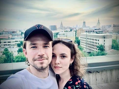 «Спасибо, что живая!»: на Стасю Милославскую напала опасная рыба