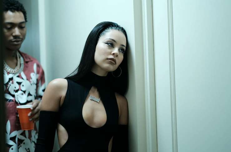 героиня Алексы Деми Мэдди