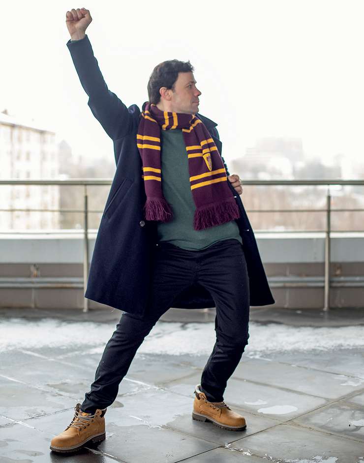 «Мы с женой оба ревнивы. Но вопрос – зачем ревновать? Маргарита – эффектная женщина, но я ей доверяю. Надеюсь, и она мне тоже»