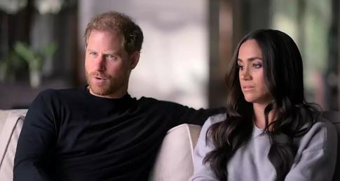 «Он напал на меня»: принц Гарри обвинил брата в жестокости