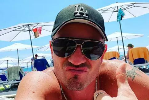 Роман Костомаров начал постепенно приходить в сознание