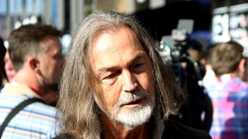 «Нравится наша культура»: сын художника Сафронова хочет переехать из Европы в Россию