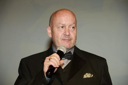 «Необходимо получить разрешение»: прах Гришечкина не могут похоронить больше месяца