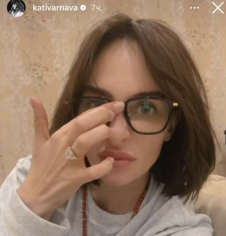 Эти кадры дали повод для слухов о тайной помолвке Варнавы