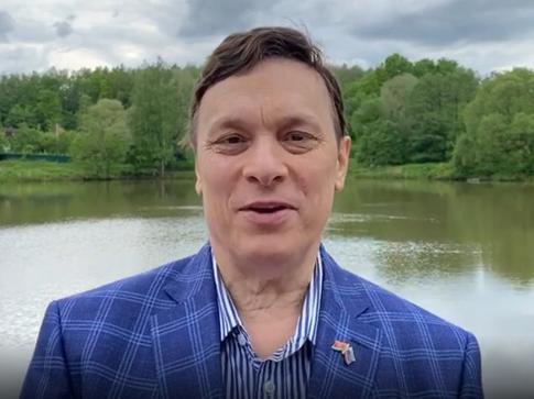 Разин угрожает Булановой и другим артистам:«Их ждут болезни и смерть»