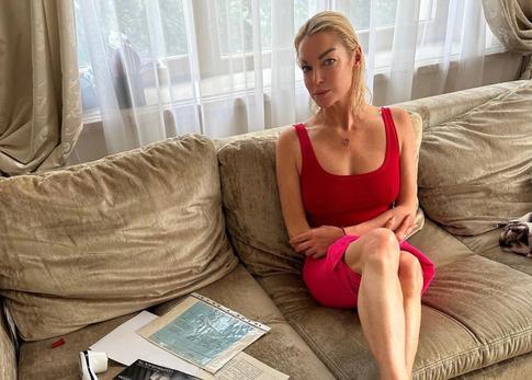 «Ей нужен нарколог»: Поплавская считает, что Волочкову нужно срочно лечить