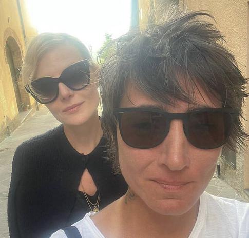 Земфира дала знак Ренате Литвиновой: та промолчала