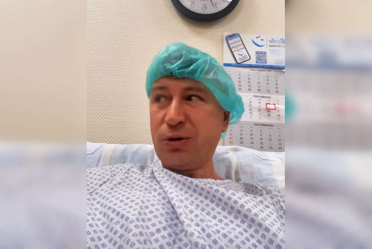 Алексей Ягудин вышел на связь после второй операции