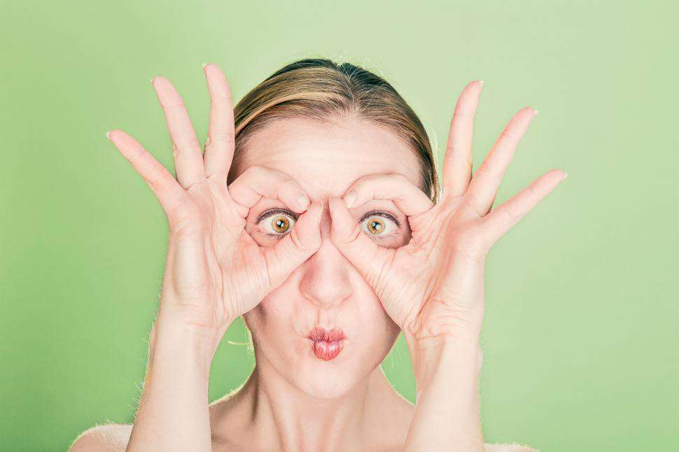 почему могут появляться темные круги под глазами