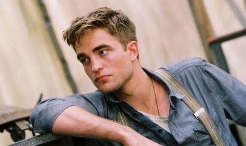 Девушка Роберта Паттинсона спровоцировала слухи о беременности