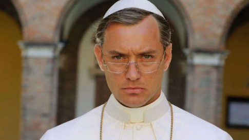 50-летнего Джуда Лоу с молодой женой засняли на свидании