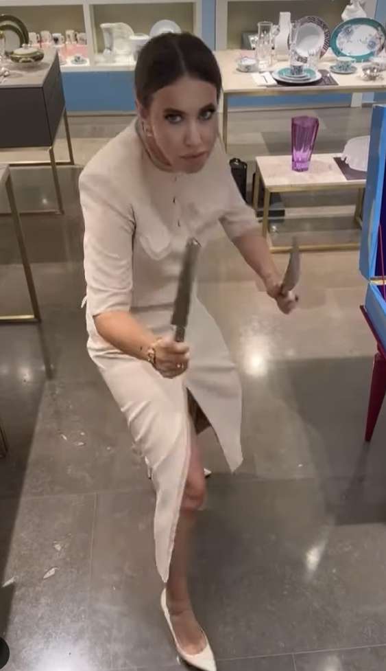 Собчак косплеит несчастную Спирк Собчак косплеит несчастную Спирк