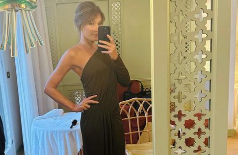 У Карлы Бруни рак