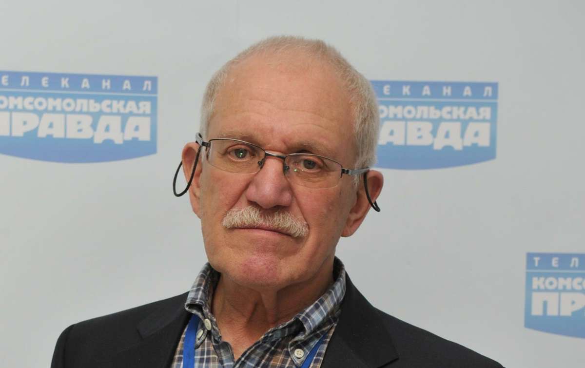 Александр Митта