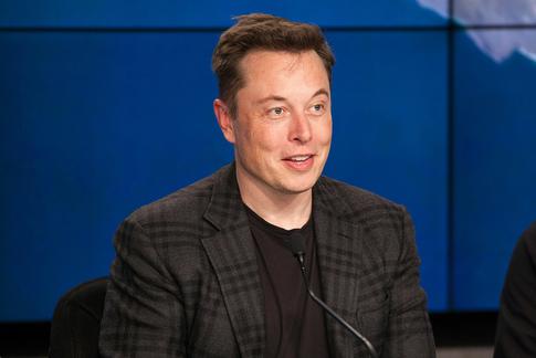 «Желаю только лучшего»: Илон Маск пытается замять громкий скандал