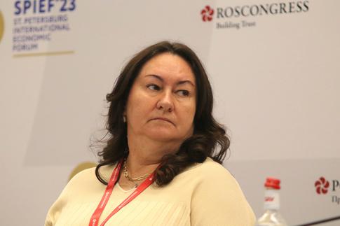 «Не знаю, жив или нет»: Елена Вяльбе не хочет общаться с отцом