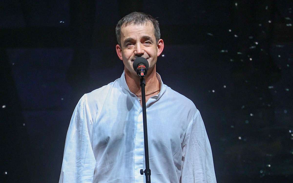 Дмитрий Певцов