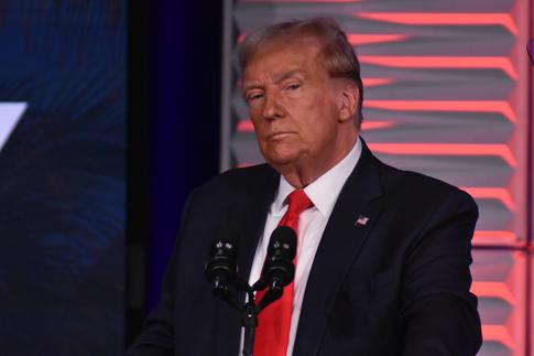 Сестра Дональда Трампа найдена мертвой в собственном доме